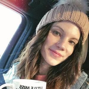 Meet your Posher, Jillian